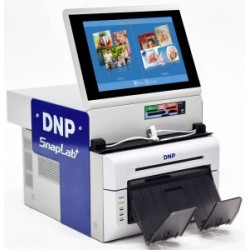 DNP SnapLab+ Compact Kiosk DNP SnapLab+ Compact Kiosk